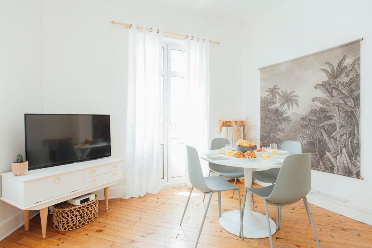 Coachella Vintage Chic In The Heart Of St Charles Biarritz Διαμέρισμα Εξωτερικό φωτογραφία